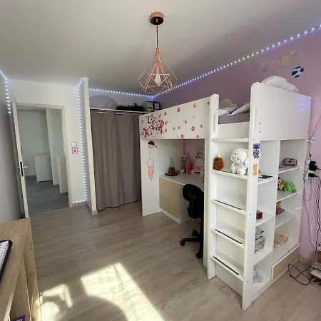 L'heureuse De Cookie Vila *